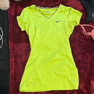 Compressed athletic shirt